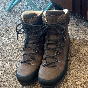 White's Boots Brown Leather Hiking Boots with Padded Collar